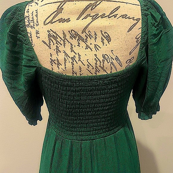 Abercrombie & Fitch Puff Sleeve Smocked Midi Dress - Picture 14 of 16